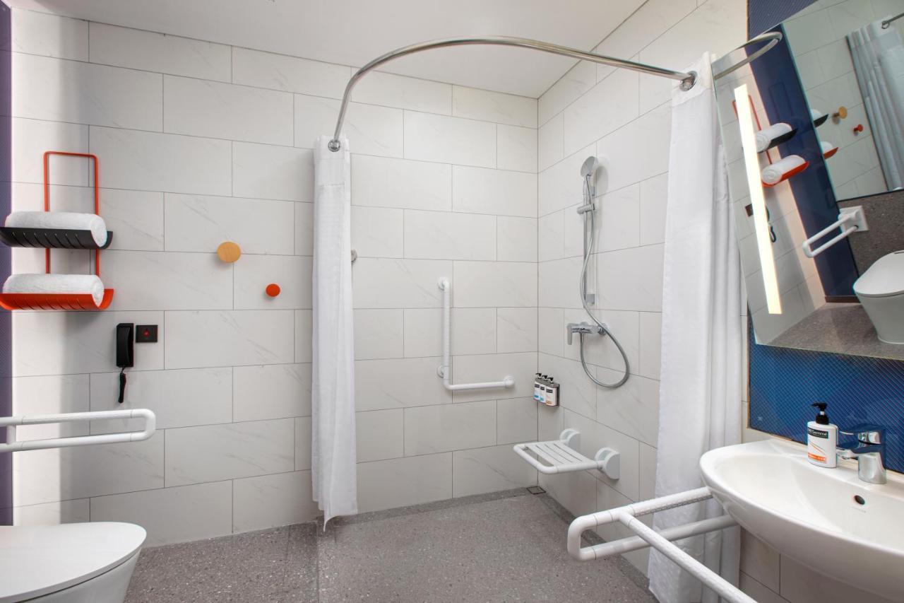 Express Yizhuang Center By Ihg 4*